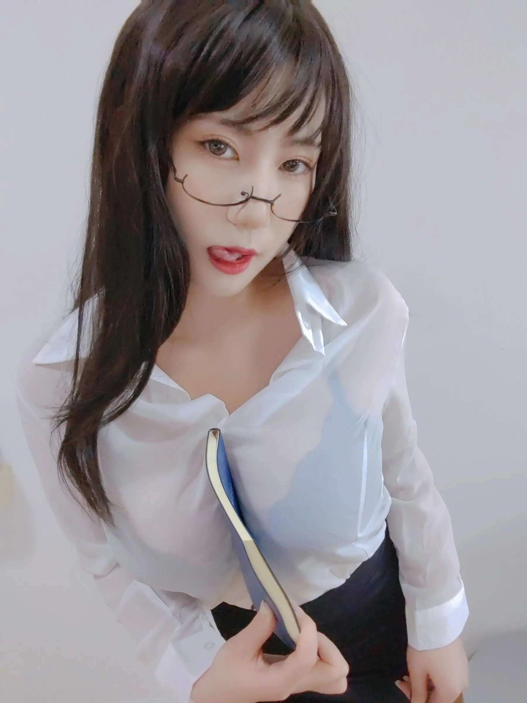 星澜是澜澜叫澜妹呀 – NO.16 ol制服 [41P]插图3